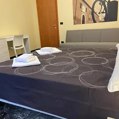 Cameracafe * Ferrara