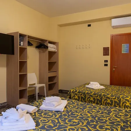 Cameracafe בית הארחה פררה