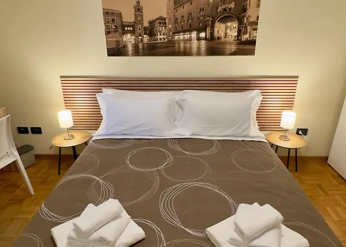 Cameracafe בית הארחה פררה