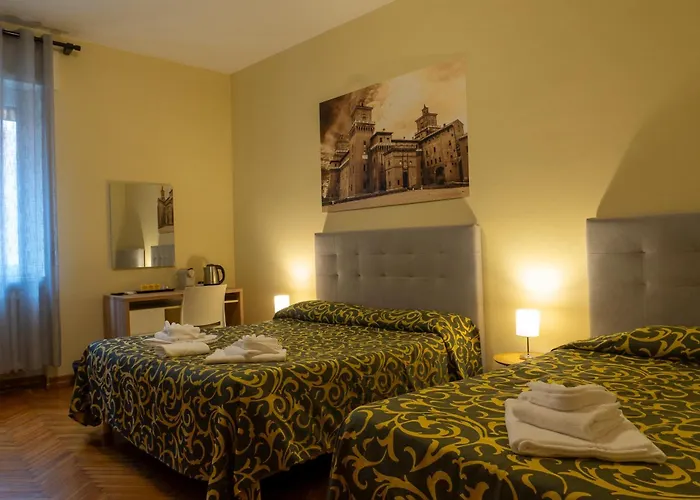 Cameracafe בית הארחה